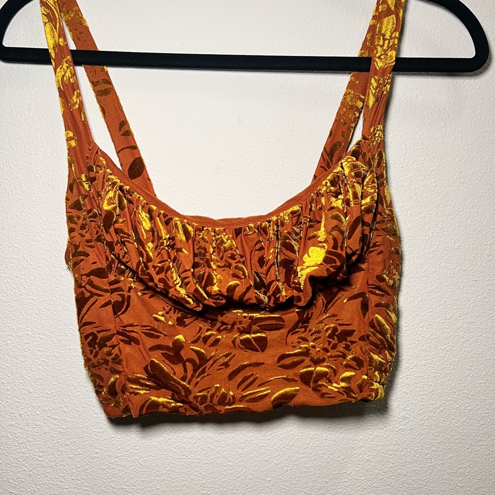 Vintage inspired crop top with reflective detail